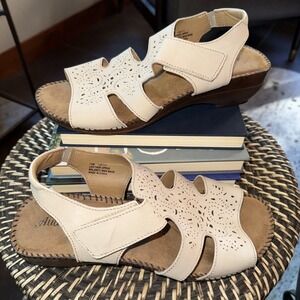 Auditions Womens Megan Breige Slingback‎ Hook & Loop Sandals Shoes 11W